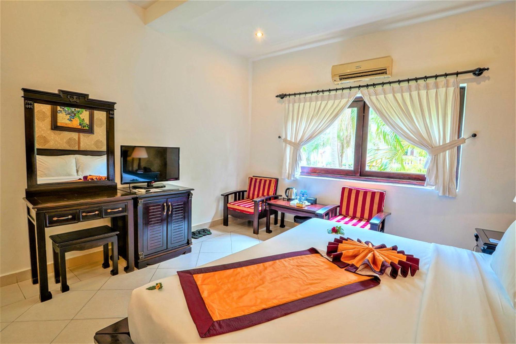 Sea Lion Beach Resort Mui Ne Exterior photo